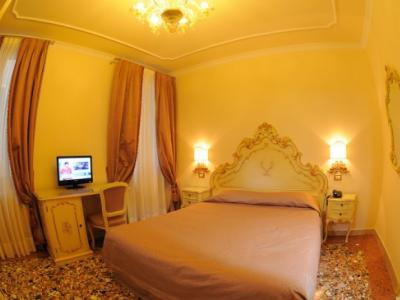 Al Leon Bed and breakfast